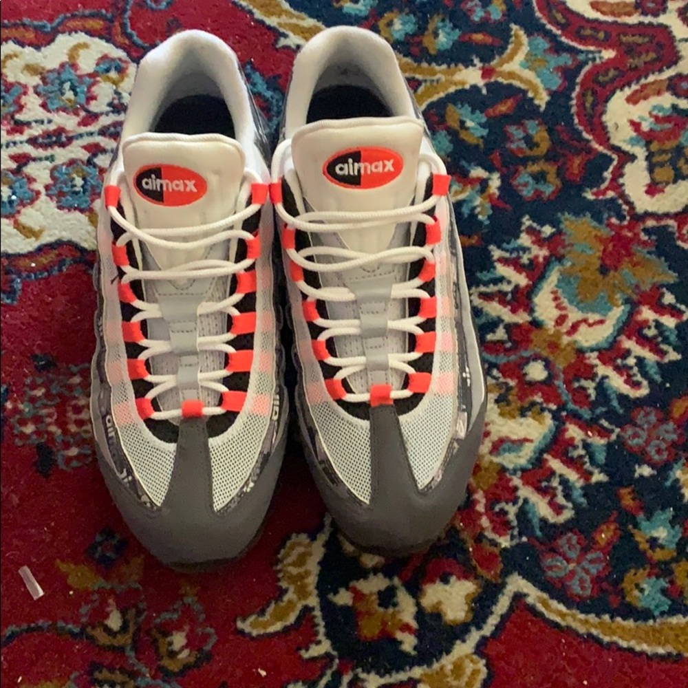 Nike Air max 95 black/red/grey size 10
